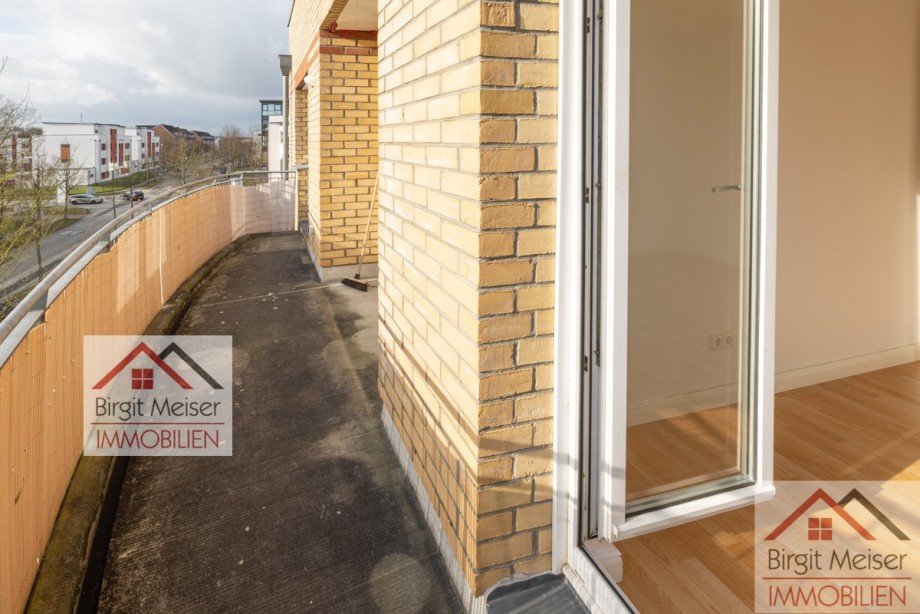 Blick �ber den Balkon Wohnung Schwerin