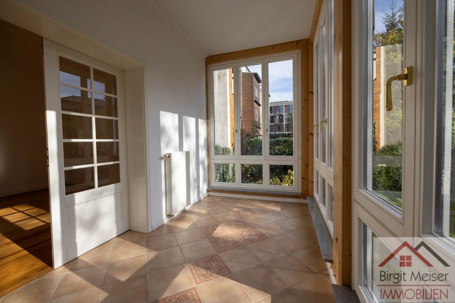 lichtdurchfluteter Wintergarten Maisonettewohnung Schwerin