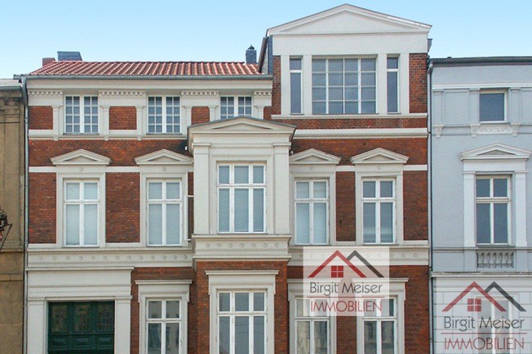 Gepflegtes Mehrfamilienhaus mit sch�nem Garten Schwerin Haus *Villa mit 4 Einheiten * 1 Einheit zum Sofortbezug *Wintergarten*Garten*