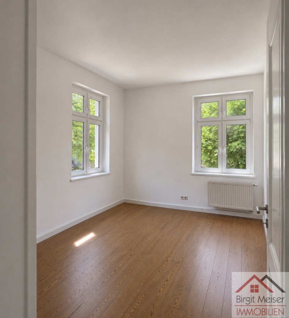 Blick ins Zimmer mit 2 Fenstern Wohnung Schwerin