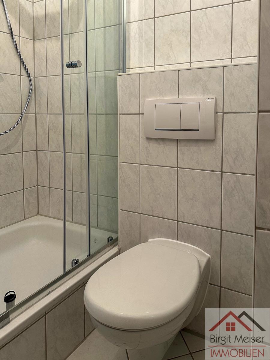 neues WC Wohnung Schwerin