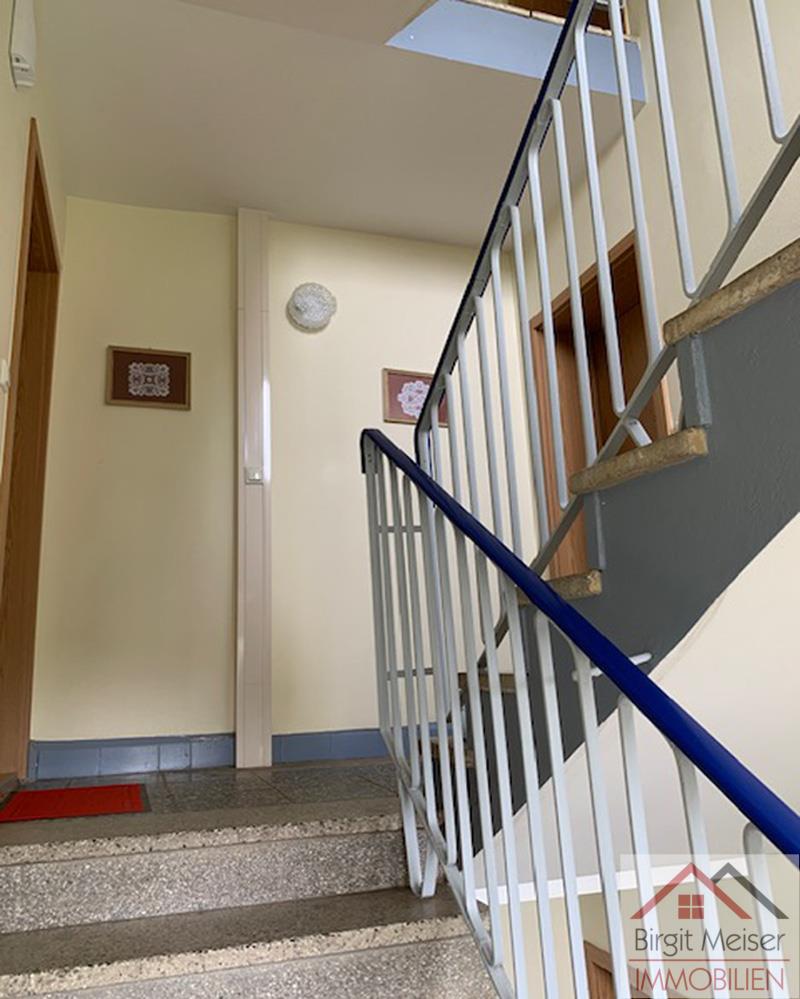 gepflegtes Treppenhaus Wohnung Schwerin