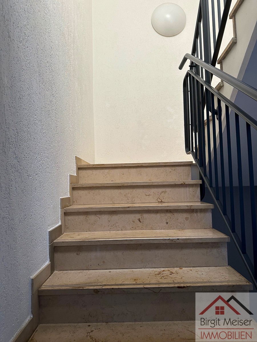 19 Treppenhaus B�ro / Praxis Schwerin