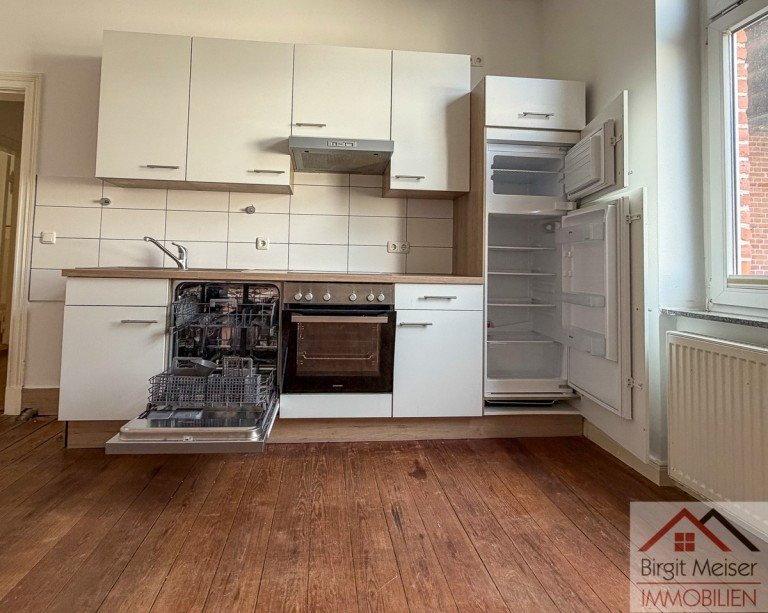 Einbauk�che mit Ger�ten Schwerin Wohnung 3-Zimmer-Wohnung in der Schweriner Innenstadt, EBK, Tageslichtbad mit Wanne und Dusche, 2. OG