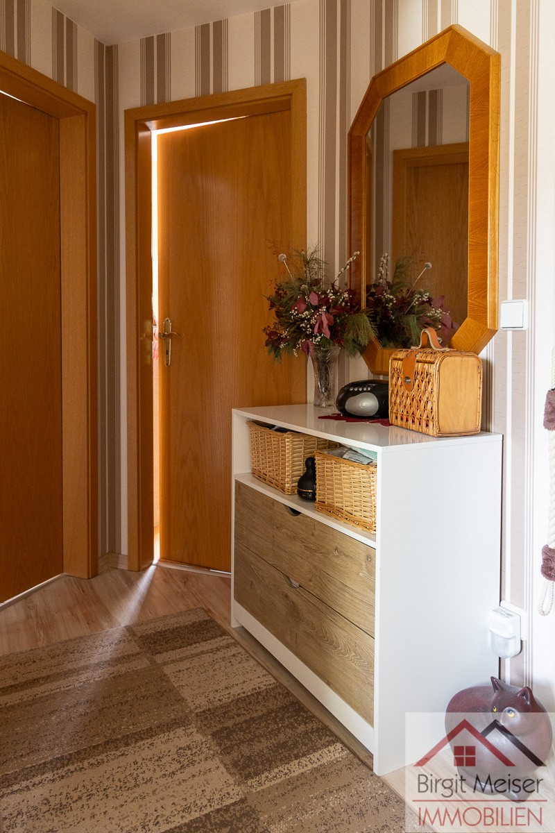 Tageslicht-Familien-Bad links, Schlafzimmer rechts Doppelhaush�lfte Warsow