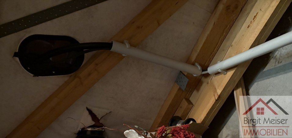 Stromkabel von den Solarmodulen zum Wechselrichter Doppelhaush�lfte Warsow