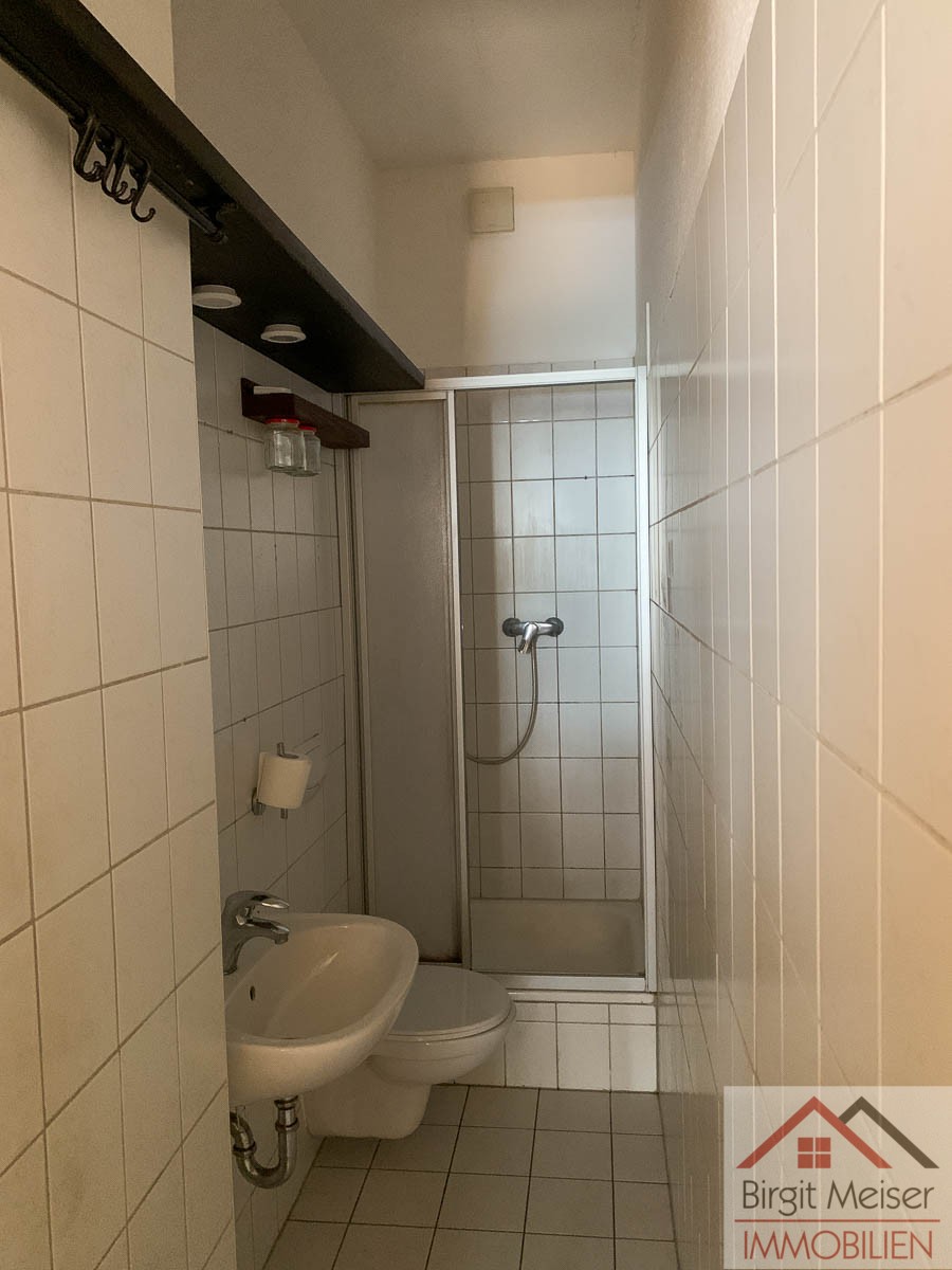 Bad mit Dusche Wohnung Schwerin