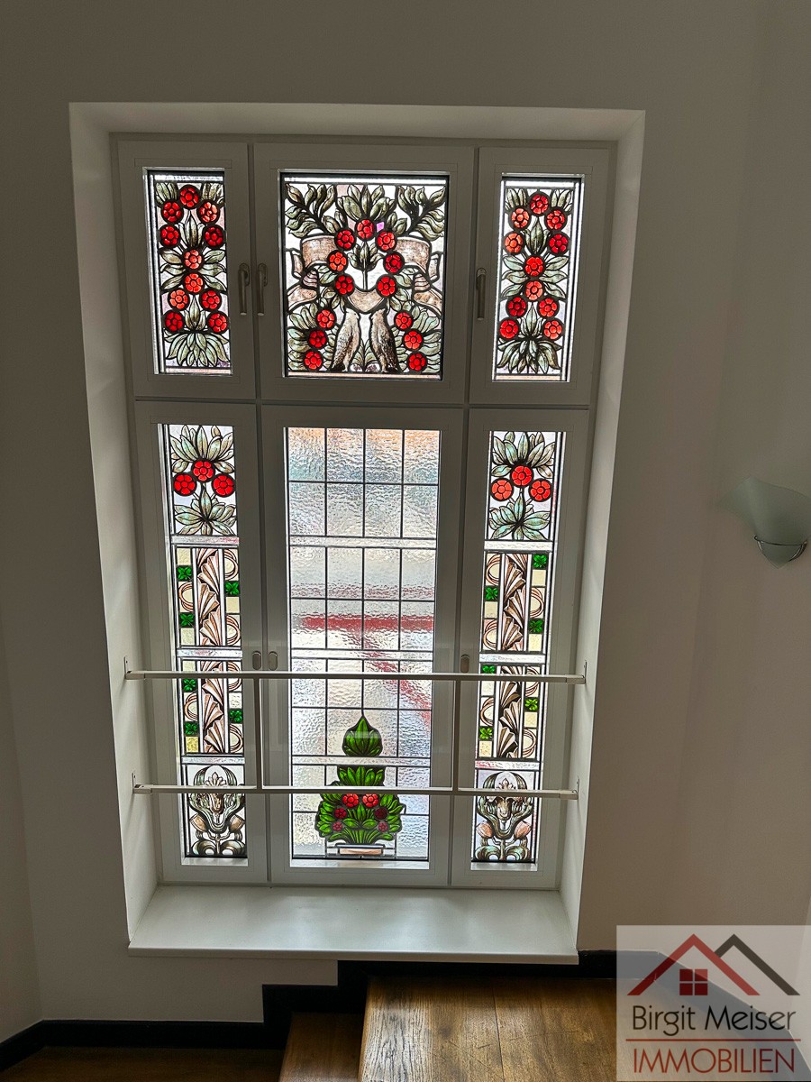 Hausflur Fenster mit farbigem Glas Wohnung Schwerin